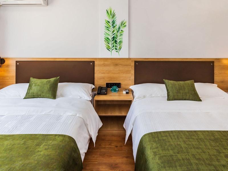 Greentree Inn Dalian Airport New District Xinzhaizi Express Hotel Esterno foto