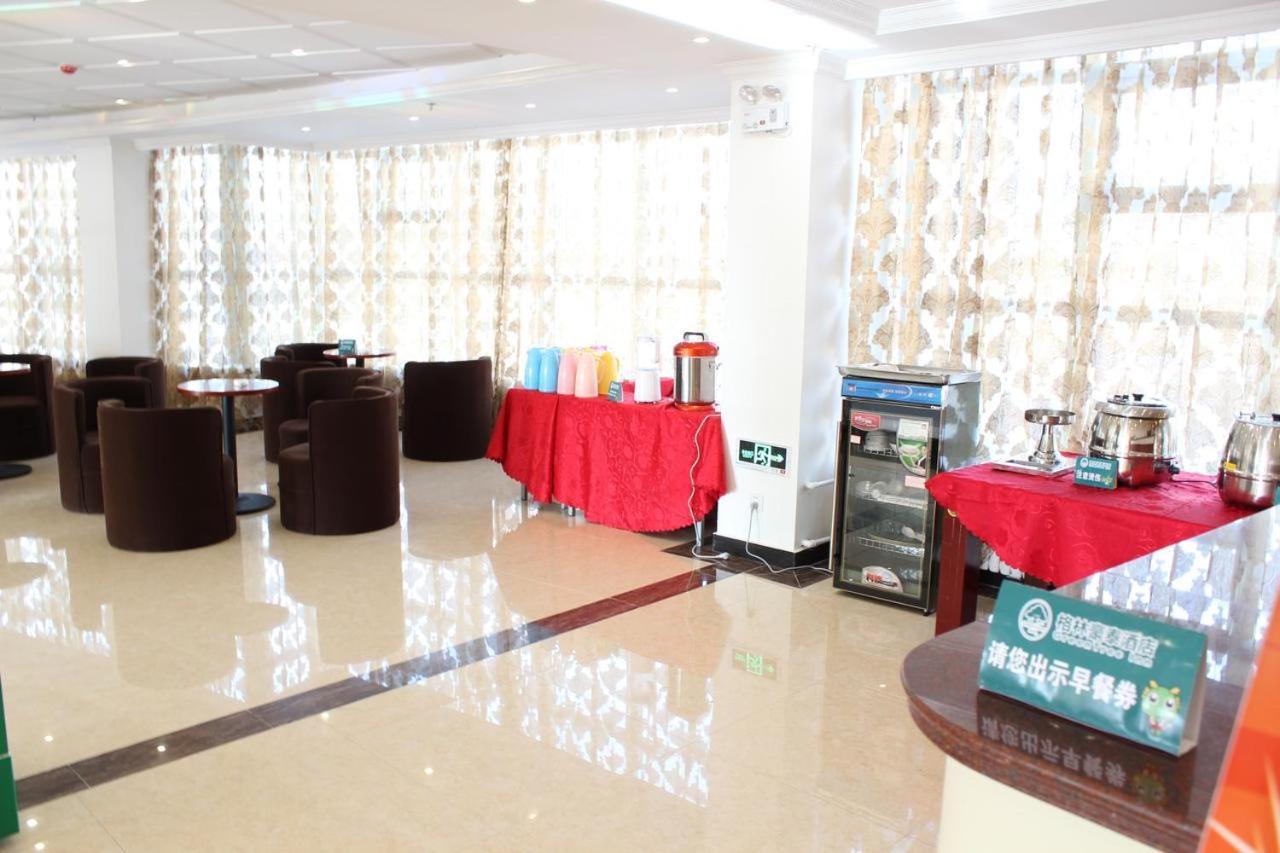 Greentree Inn Dalian Airport New District Xinzhaizi Express Hotel Esterno foto