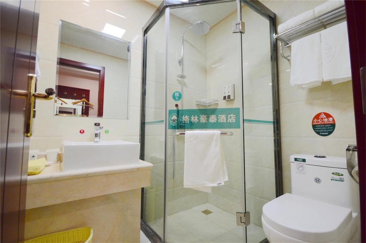 Greentree Inn Dalian Airport New District Xinzhaizi Express Hotel Esterno foto