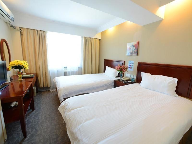 Greentree Inn Dalian Airport New District Xinzhaizi Express Hotel Esterno foto
